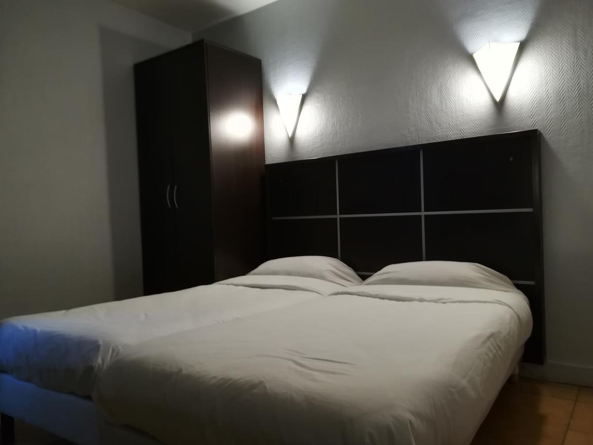 Hotel Du Globe 18 Parijs